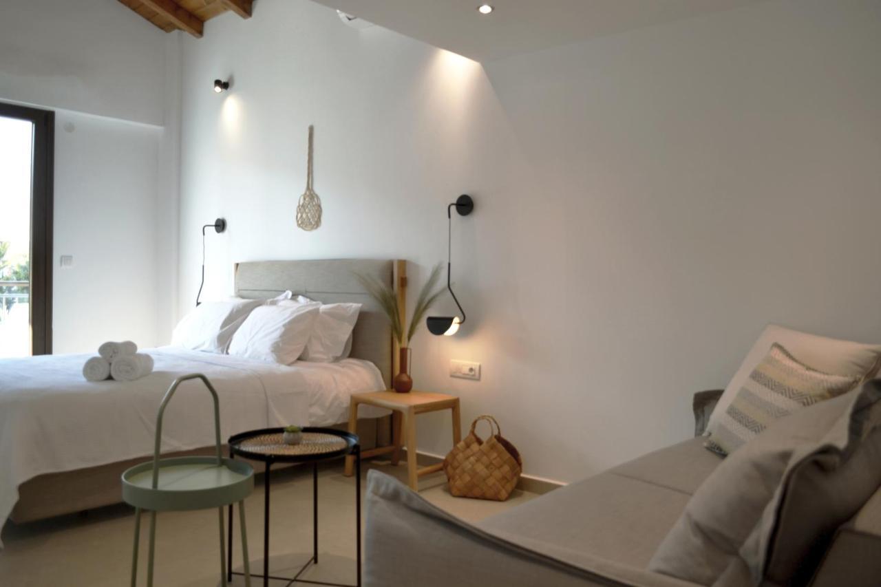 Iades Suites Афитос Экстерьер фото