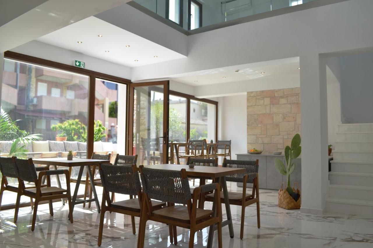 Iades Suites Афитос Экстерьер фото