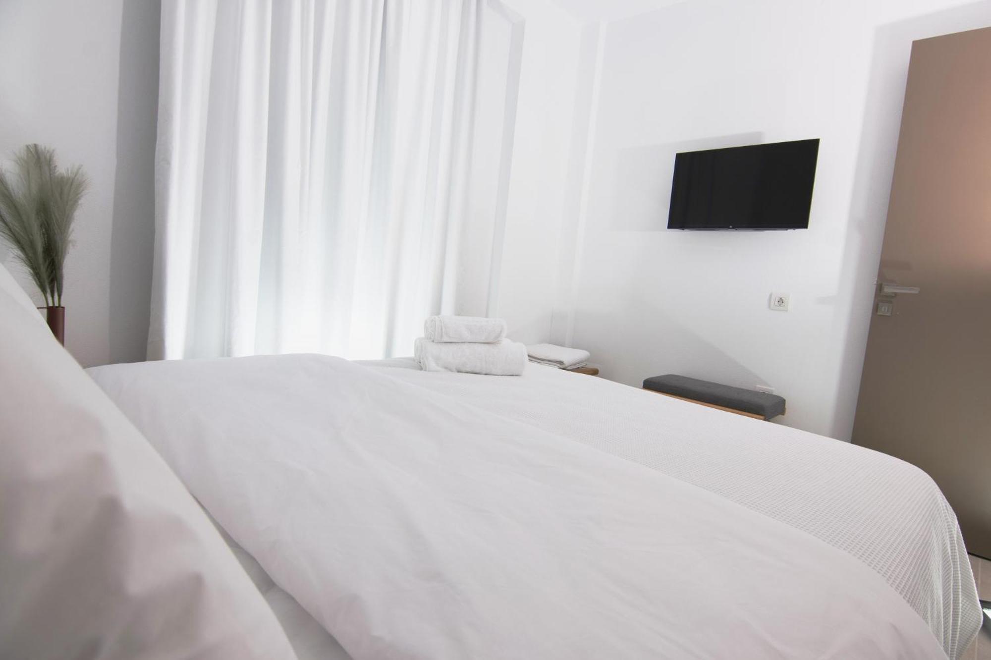 Iades Suites Афитос Номер фото